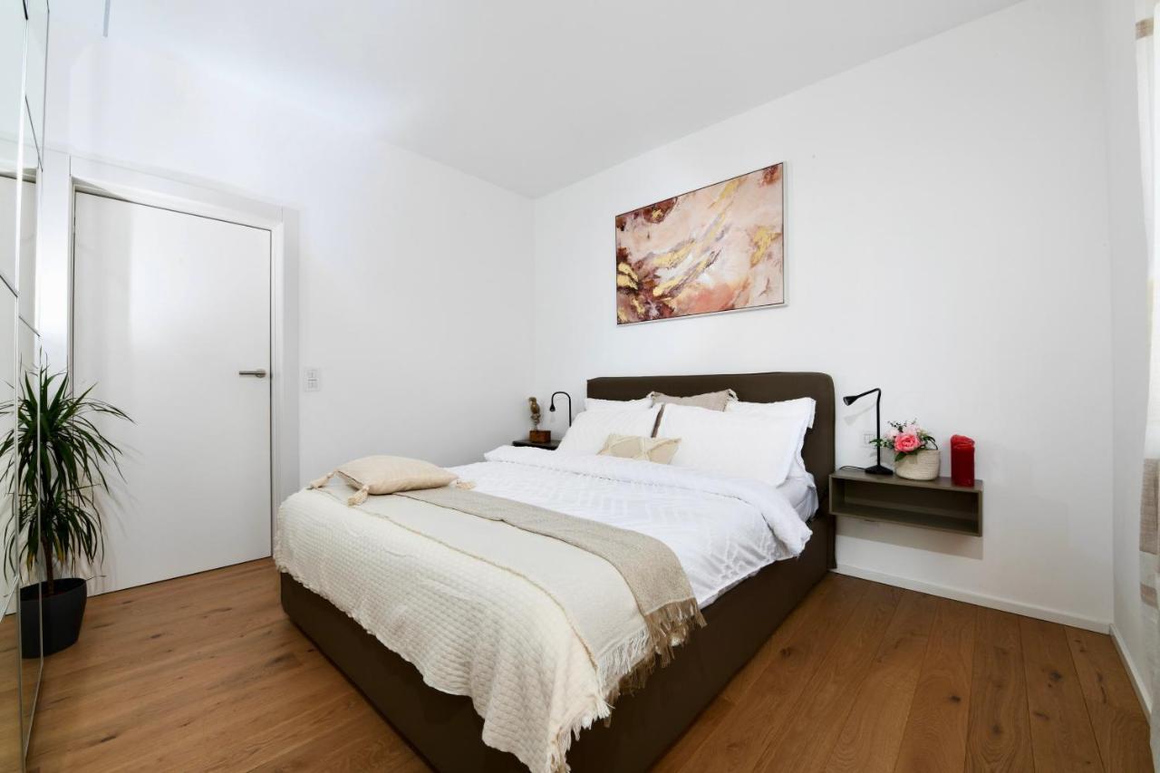 Lake Modern Suites - Free Parking Lugano Luaran gambar