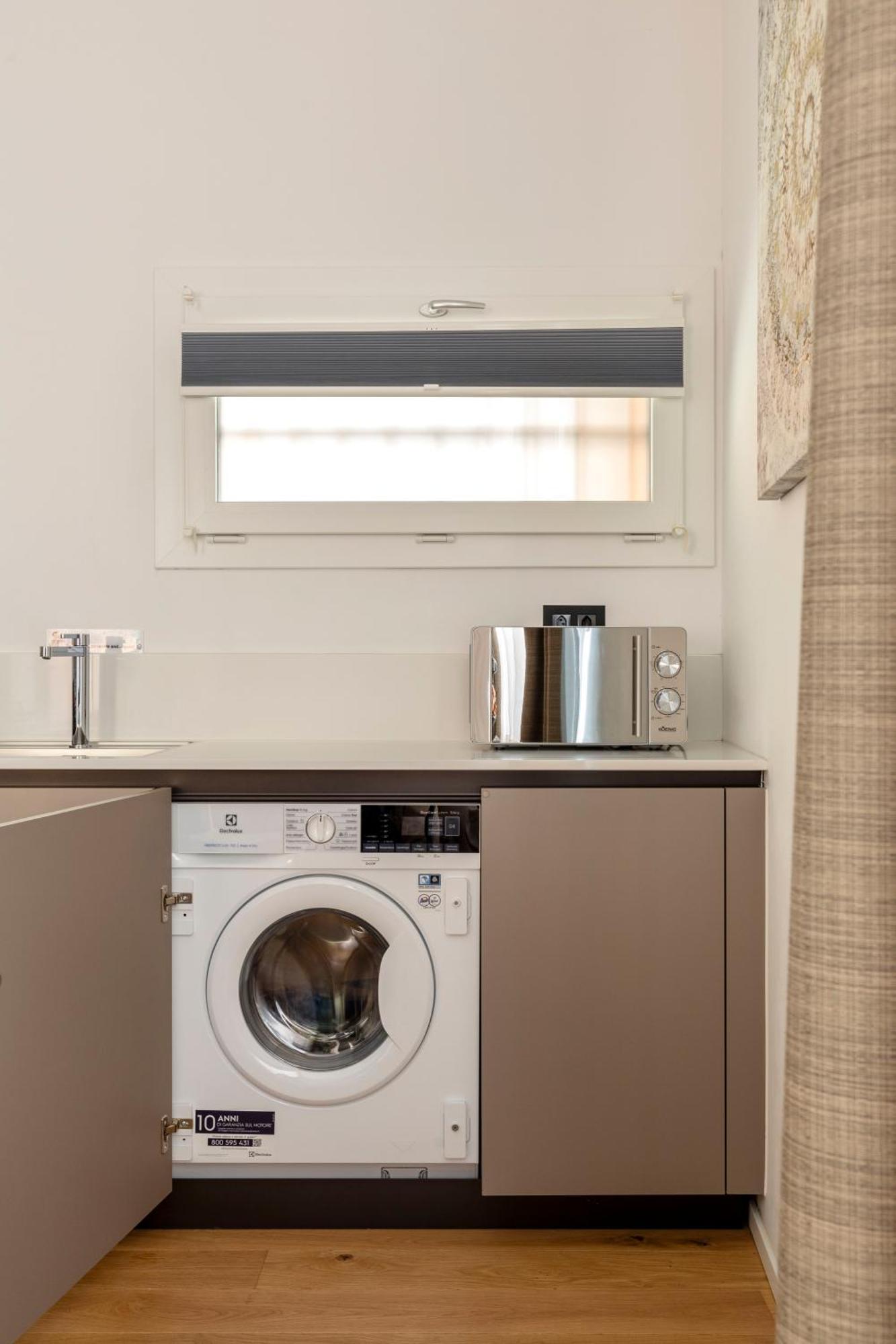 Lake Modern Suites - Free Parking Lugano Luaran gambar